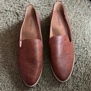 Brown dress shoes